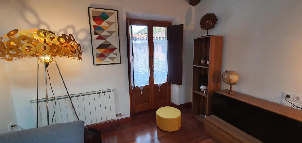 Cal Tranquil Camprodon, Acollidor Atic Al Centre Apartman Kültér fotó
